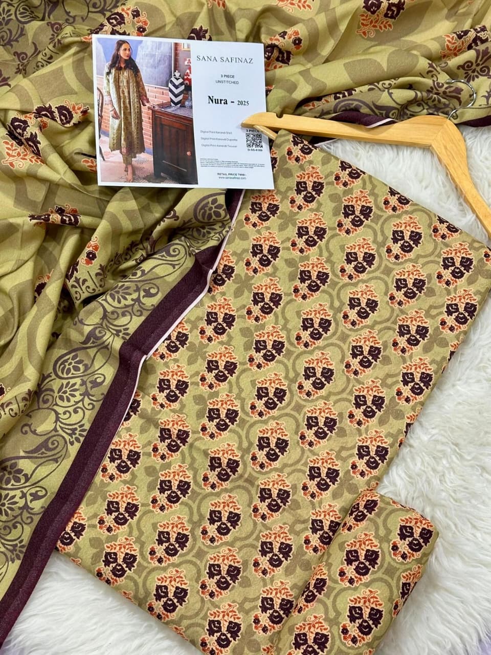 SANA SAFINAZ KARANDI by nurrah